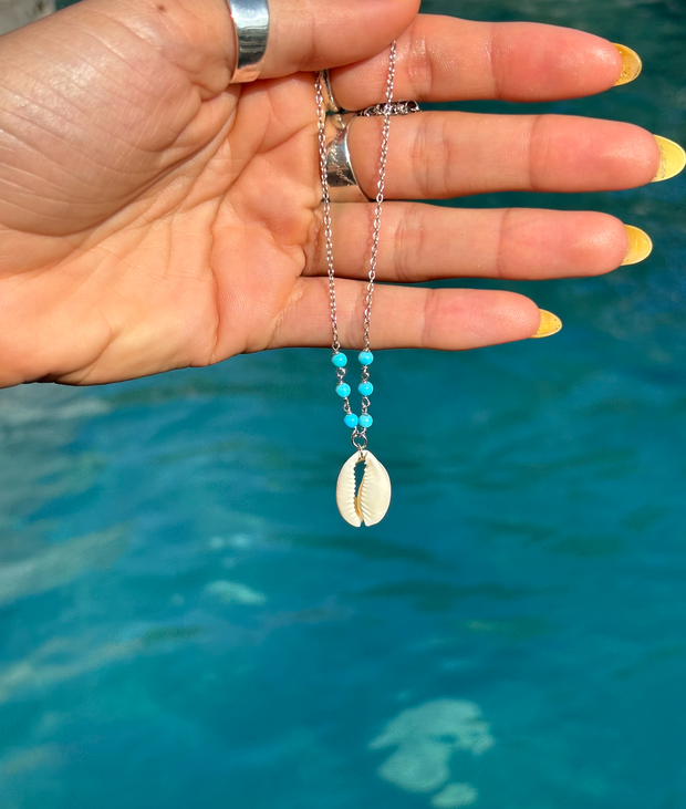 Julia Necklace: Gold