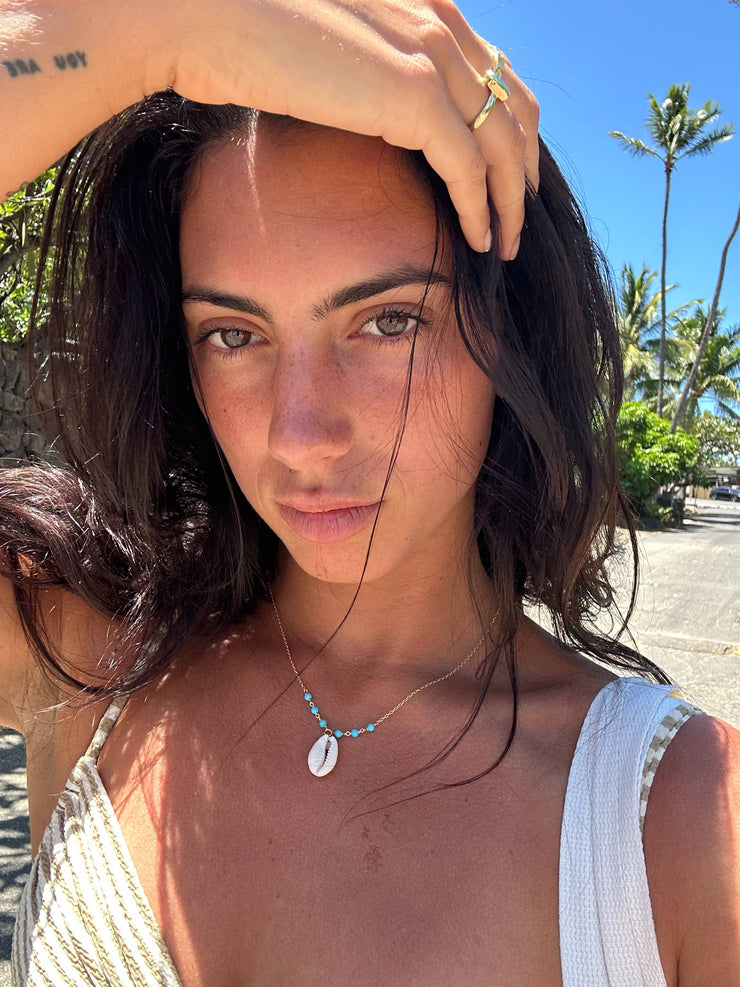 Julia Necklace: Gold