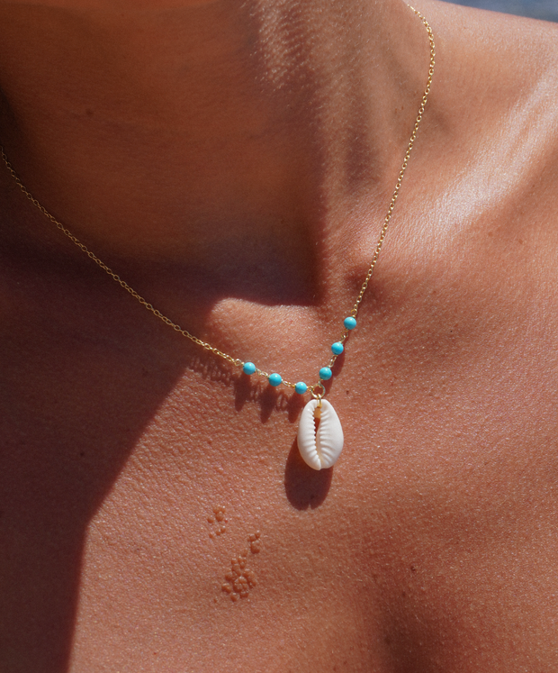 Julia Necklace: Gold