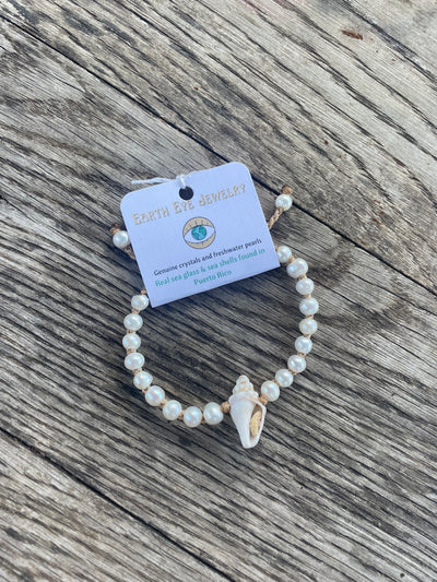 Pearl + Conch Shell Bracelet