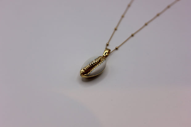 Gypsy Life Embellished Cowrie 16"