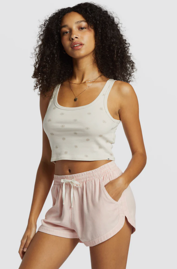 Road Trippin Elastic Waist Shorts - Feelin Peachy