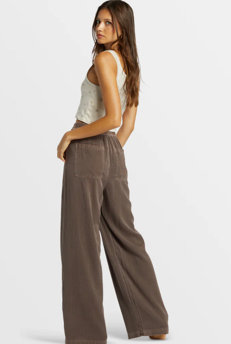 Free Time Relaxed Fit Pants - Kona