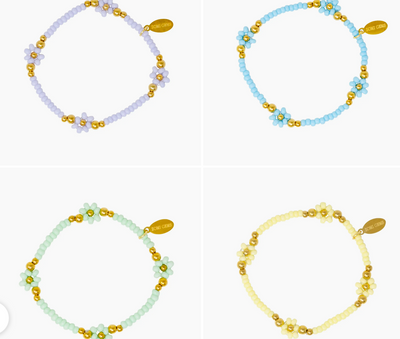 Tiny Daisies & Hearts Bracelet