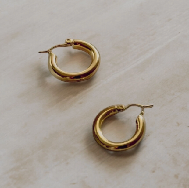 Quinn Hoops - Gold