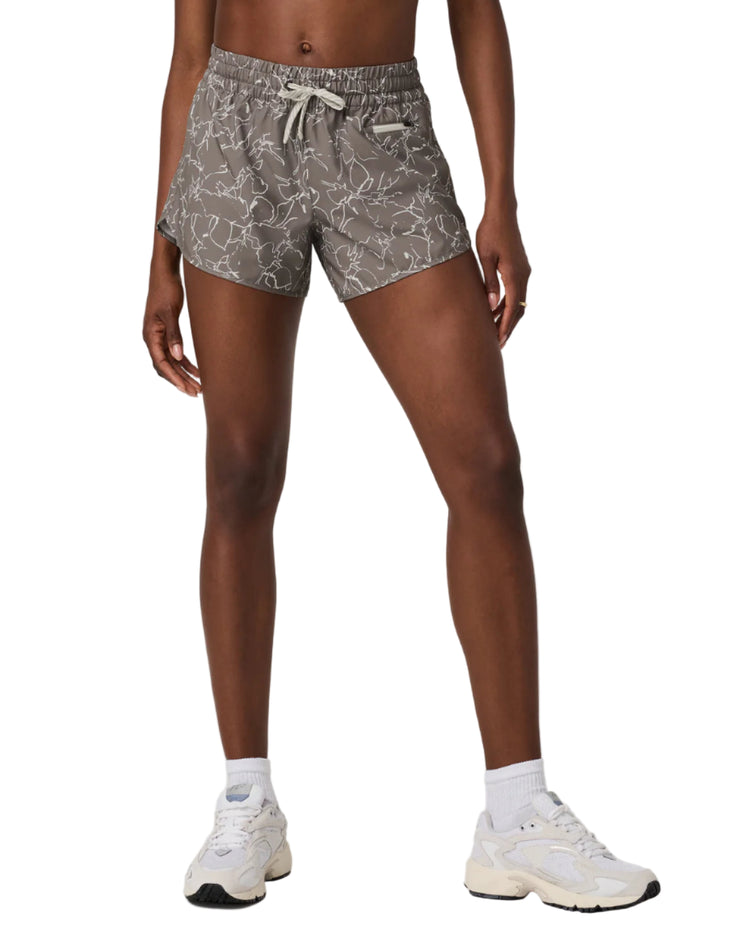 Clementine 4" Short - Smokey Taupe Iris