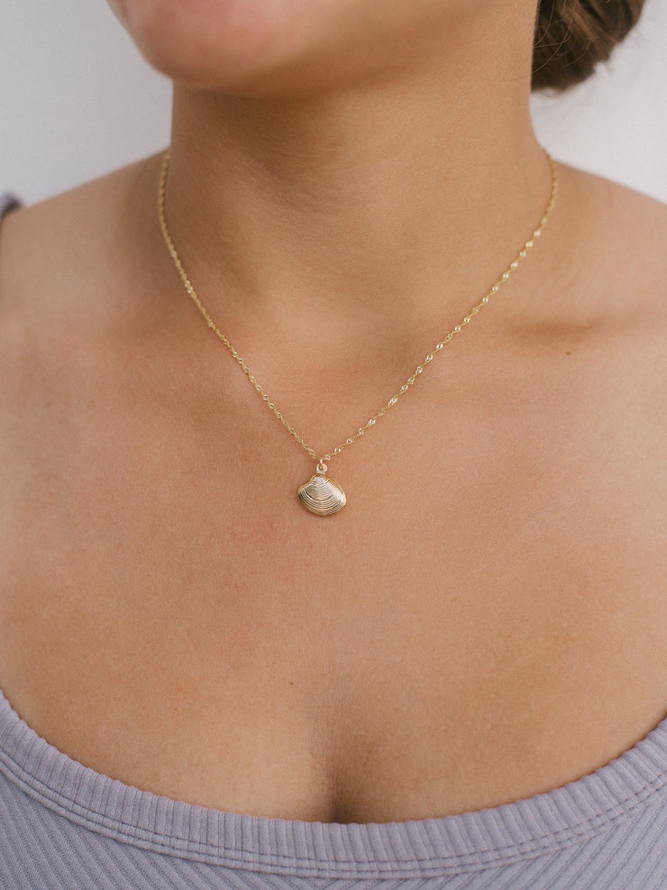 Gypsy Life Gold Mini Clam Shell Necklace