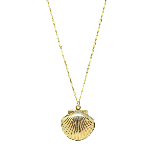 Gypsy Life Shell Necklace - Gold Scallop