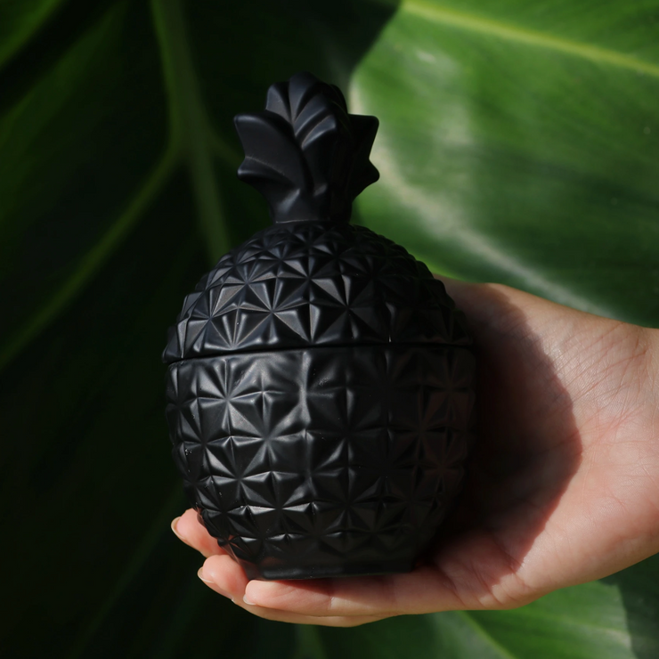Lost in Tropics - Original Shark Tooth Candle