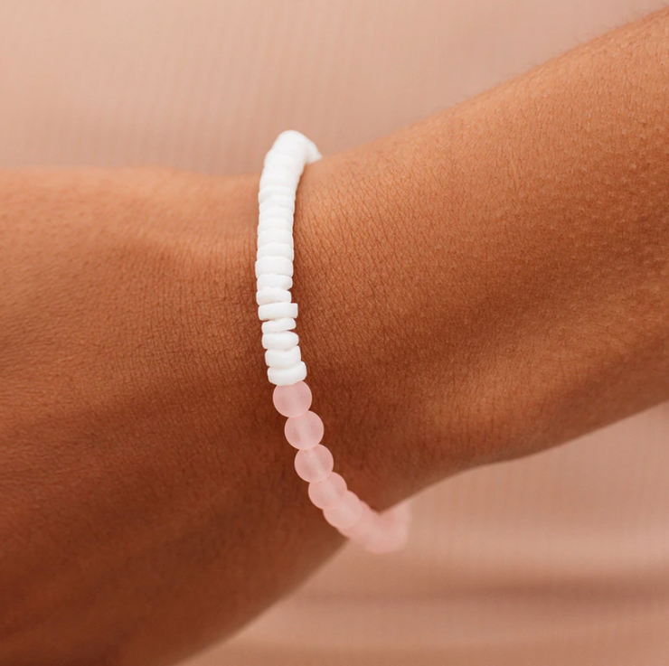 Puka Shell & Frosted Bead Bracelet - Pink