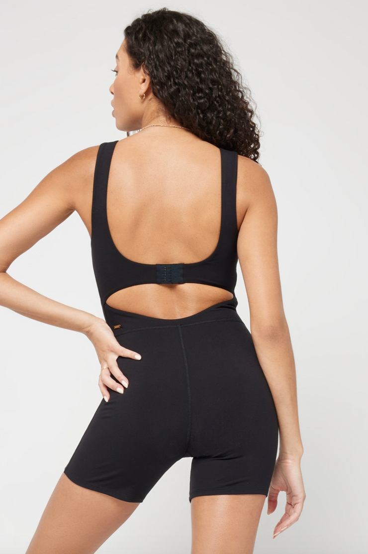 Half Twist Jumper - Black