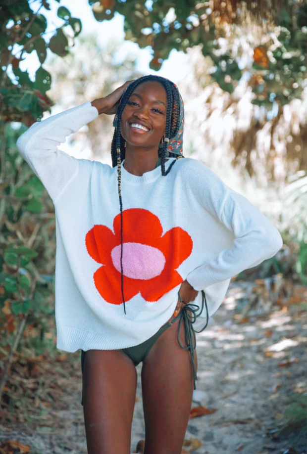 Petal Pullover - White/Red