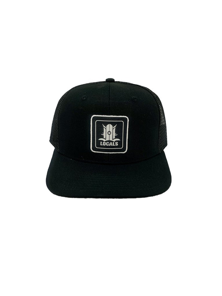 Locals Cube Slight Curve Trucker Black/Black