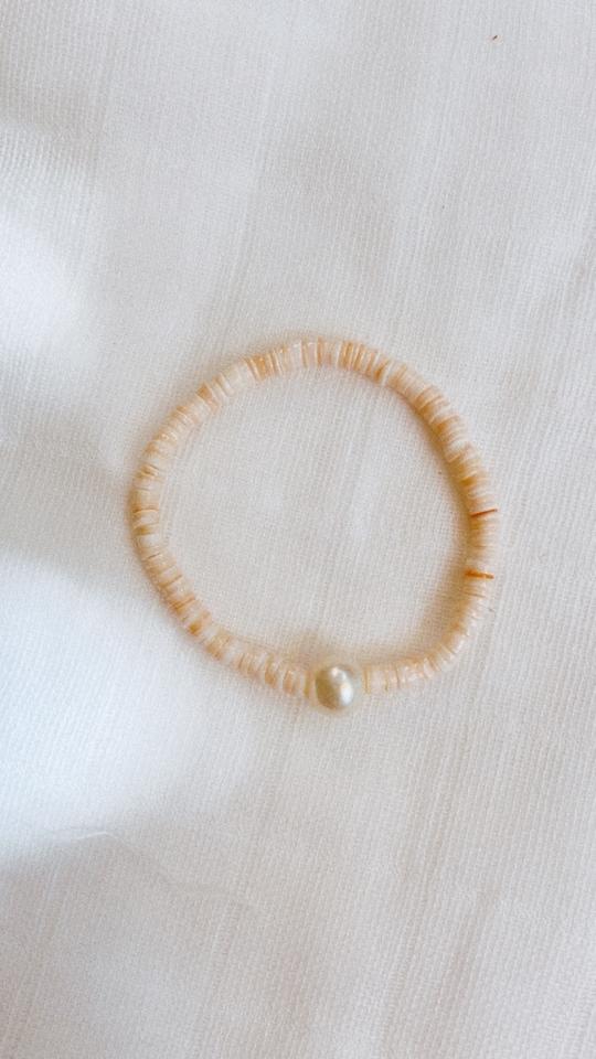 Logan Tay Bracelet - Willow Pink Shell